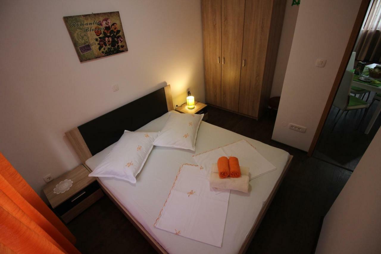 Apartmani Irena Novi Vinodolski Esterno foto