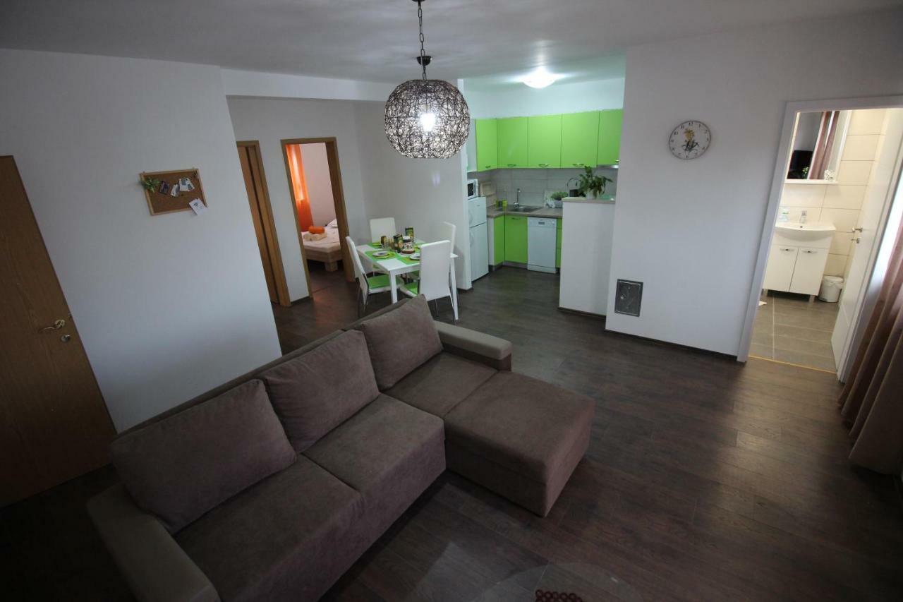 Apartmani Irena Novi Vinodolski Esterno foto