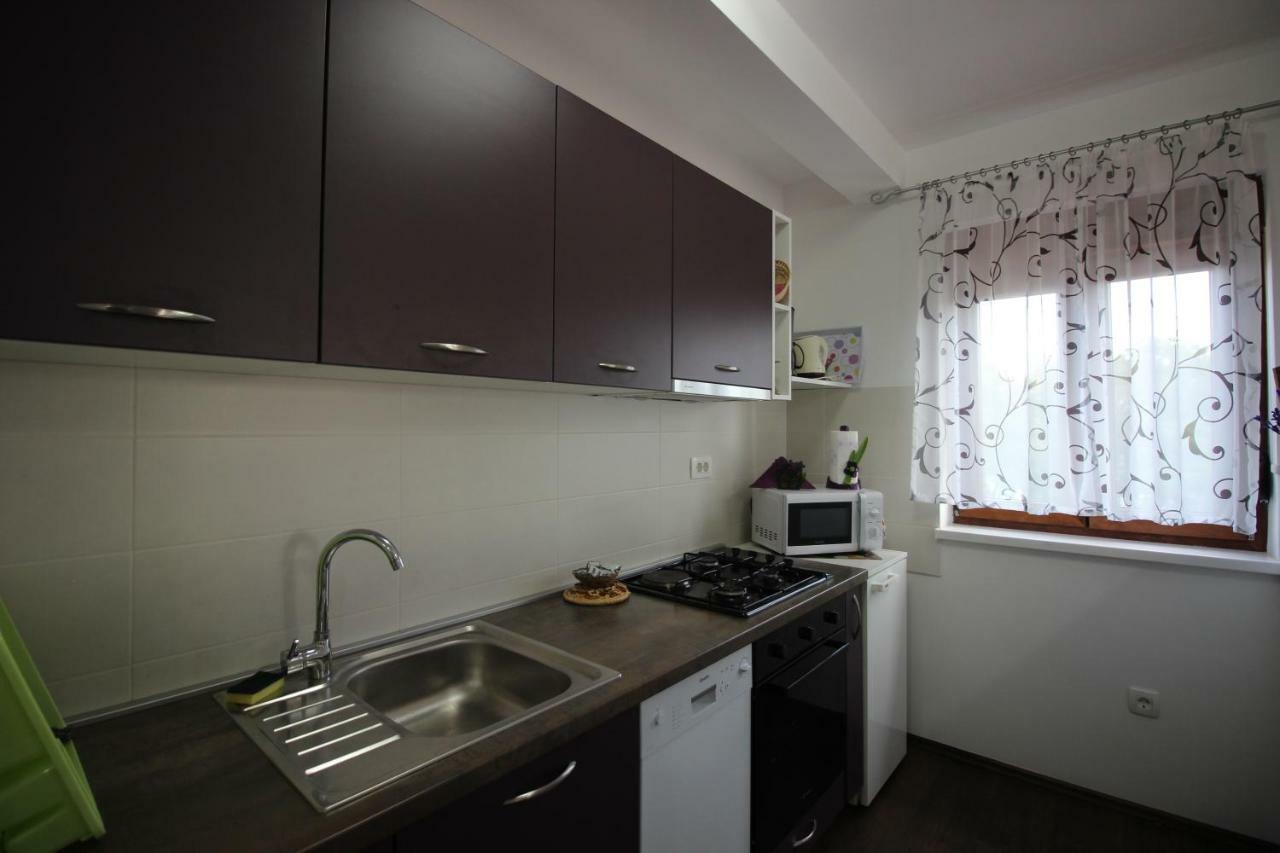 Apartmani Irena Novi Vinodolski Esterno foto